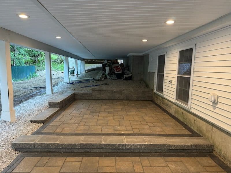 Gallery photos for Elegant Patio Installation in XYZ Outdoor Space: Image #2