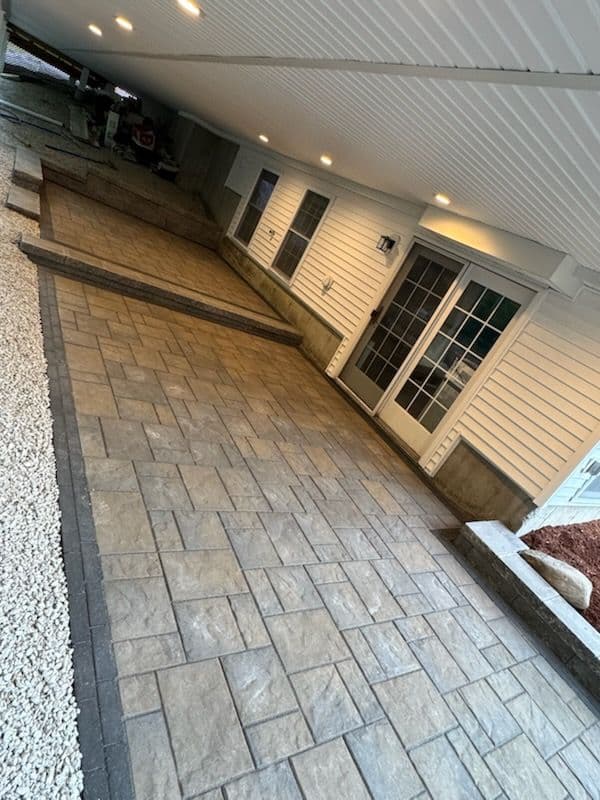 Gallery photos for Elegant Patio Installation in XYZ Outdoor Space: Image #3
